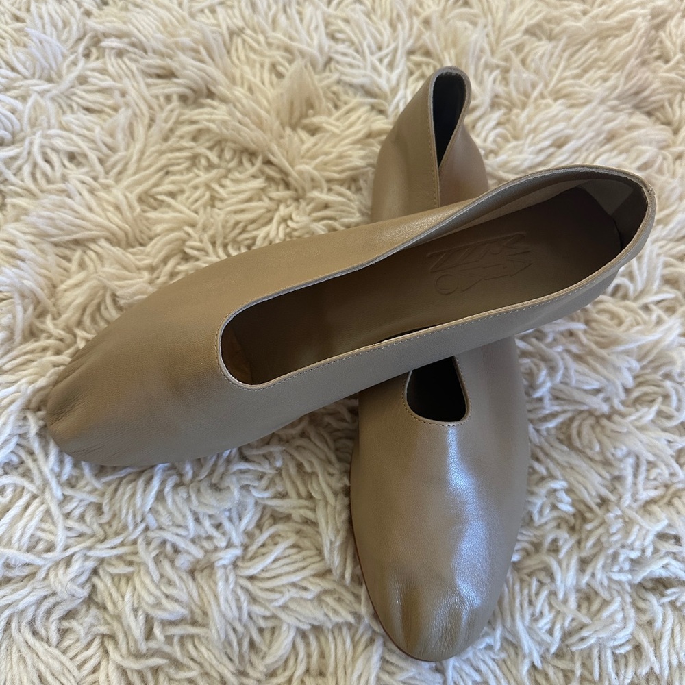 Martiniano Glove flats in Moss size 40.5